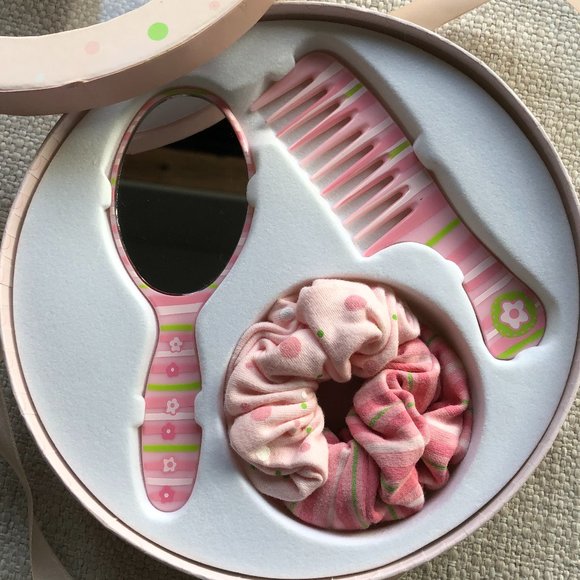 Gund Twirly Girly Hand Mirror, Comb and Hair Accessories Box Set (NEW) - Picture 1 of 6